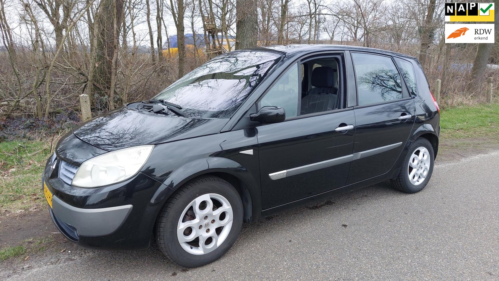 Renault Scénic - 1.6-16V Privilège Comfort 1.6-16V Privilège Comfort - AutoWereld.nl