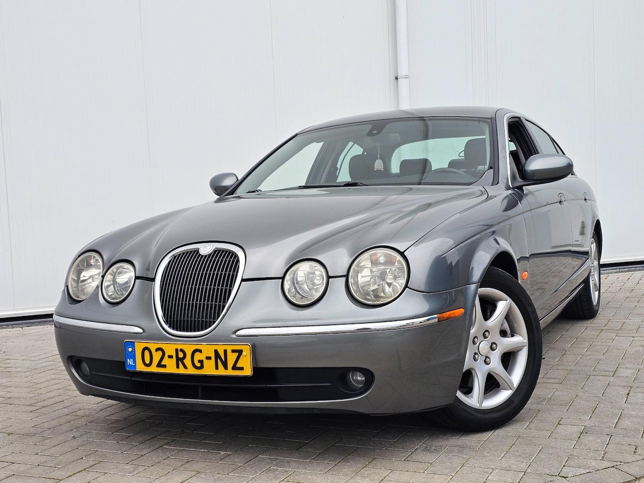 Jaguar S-type - 2.7D V6 Executive bj 2005 Leer/Navi Nette Auto! - AutoWereld.nl