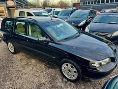 Volvo V70 - 2.4 T AWD Comf.L