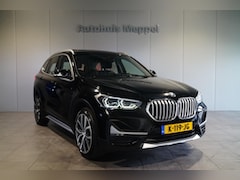 BMW X1 - Sdrive20i Automaat Facelift | LED | HUD | Panorama | Navi-Pro |