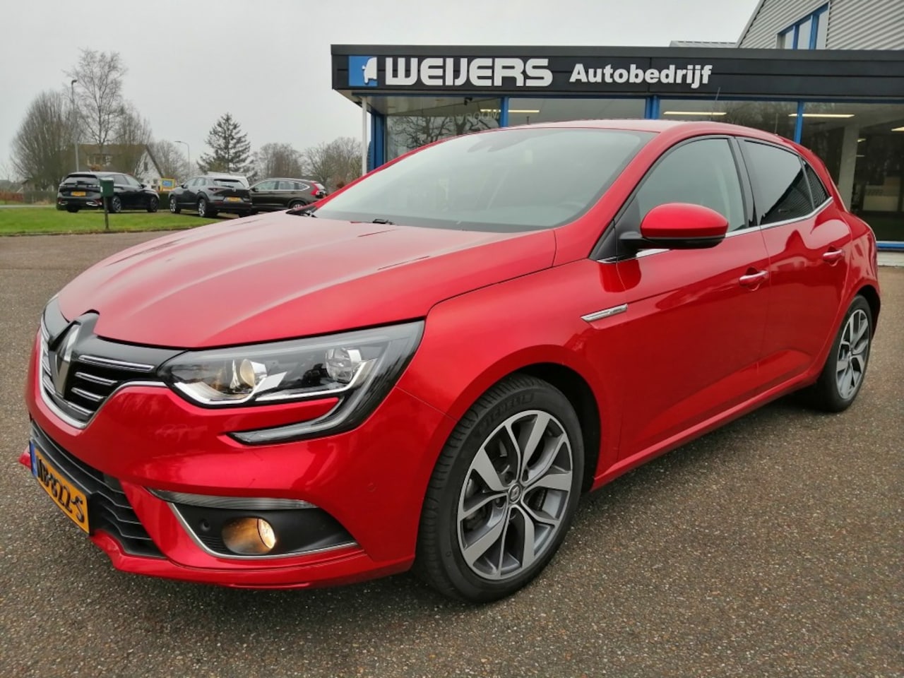 Renault Mégane - 1.2 TCe Bose 1.2 TCe 131pk Bose, Navi, Trekhaak wegklapbaar, Massagestoel - AutoWereld.nl