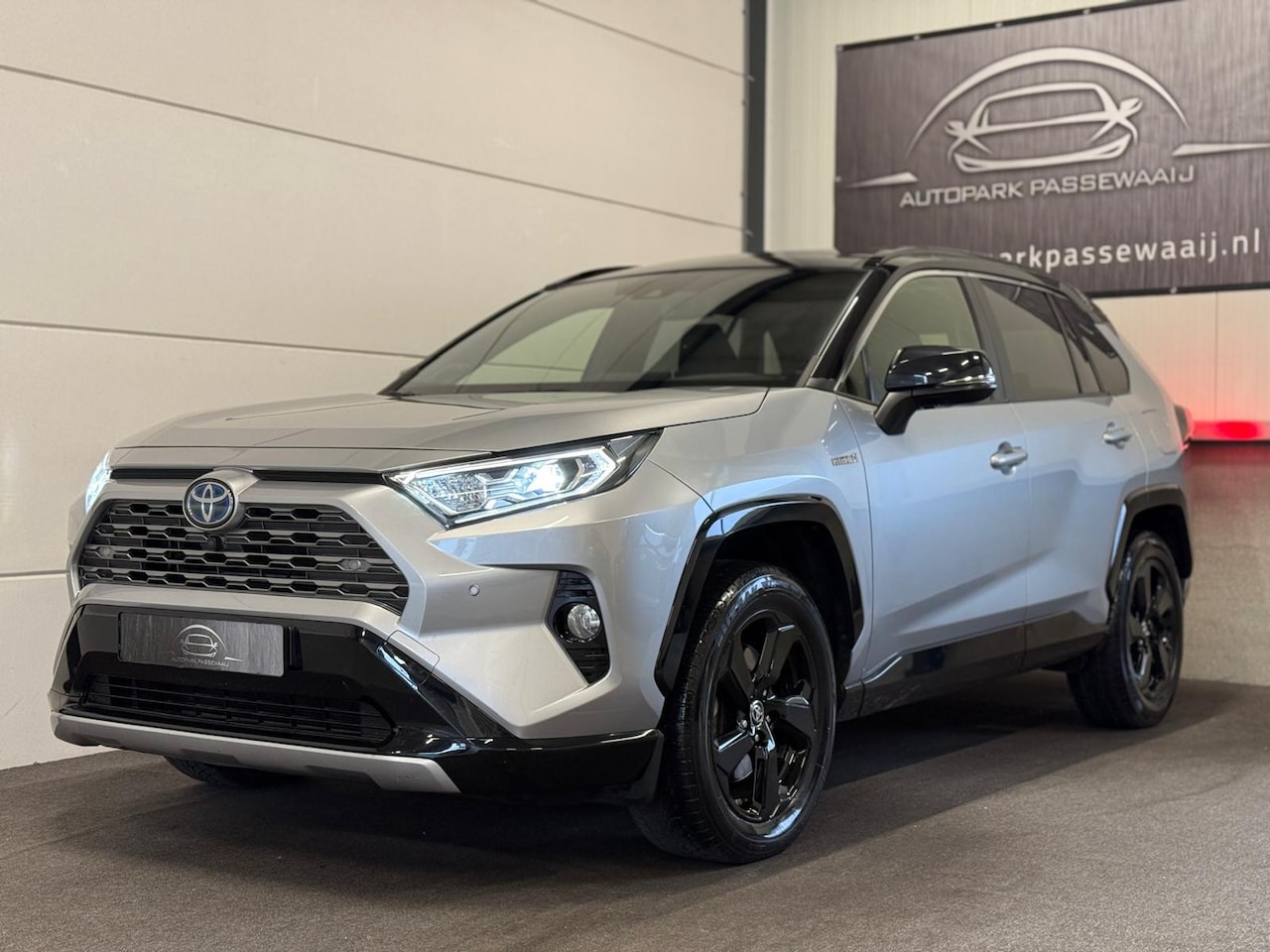 Toyota RAV4 - 2.5 Hybrid Style Pano, ACC, JBL, Apple Carplay, 360° Camera, Stoelverwarming, Lane-Assist, - AutoWereld.nl