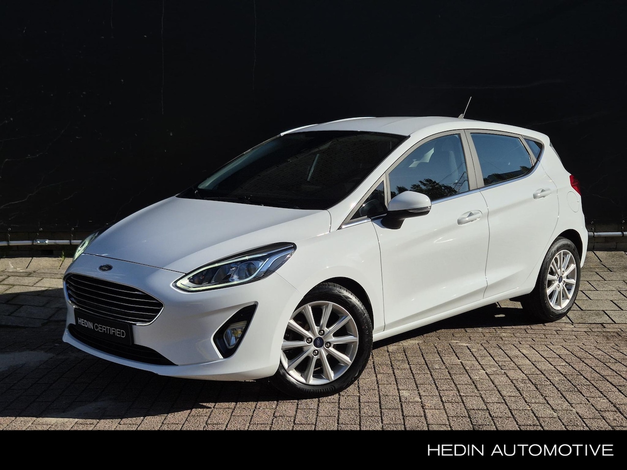 Ford Fiesta - 1.0 EcoBoost Titanium | Apple & Android Carplay | Stoel + Stuurverwarming | Parkeersensore - AutoWereld.nl