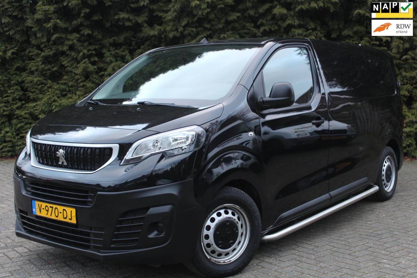 Peugeot Expert - 226S 1.6 BlueHDI 95 Pro 95PK | Airco | Cruise Control | NAVIGATIE | Parkeersensoren | Appl - AutoWereld.nl