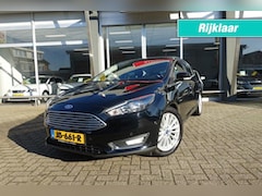 Ford Focus - 1.0 TITANIUM TREKHAAK (All in prijs)