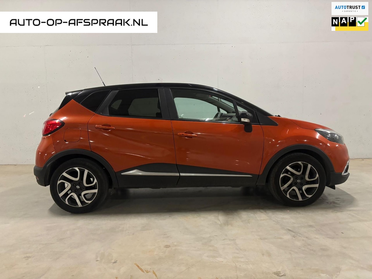 Renault Captur - 1.2 TCe Limited Automaat Navi Airco Cruise C. - AutoWereld.nl