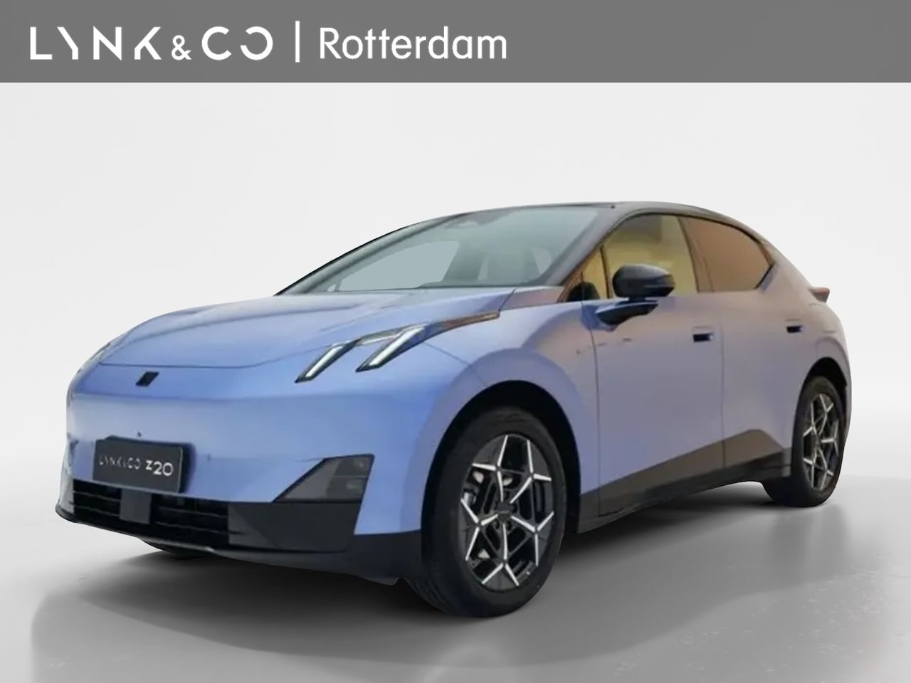 Lynk & Co 02 - | COSMIC BLUE | Core 66 kWh | NIEUW! | Panoramadak | Full led - AutoWereld.nl