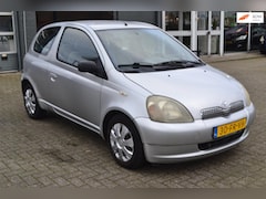 Toyota Yaris - 1.3-16V VVT-i Sol