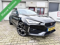 CUPRA Leon - 1.4 e-Hybrid VZ 245PK/ Camera/ ACC/ 19" LMV