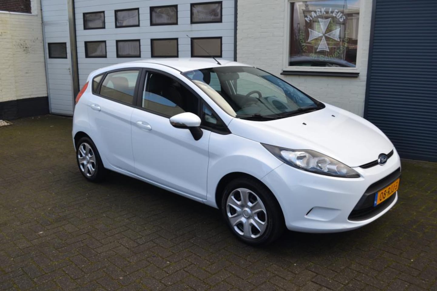 Ford Fiesta - 1.25 Limited 5drs SUPER MOOIE STAAT - AutoWereld.nl