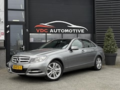 Mercedes-Benz C-klasse - 200 Avantgarde Facelift | 1e Eigenaar | Parkeersensoren | Dealer Onderhouden | Comand | Ai