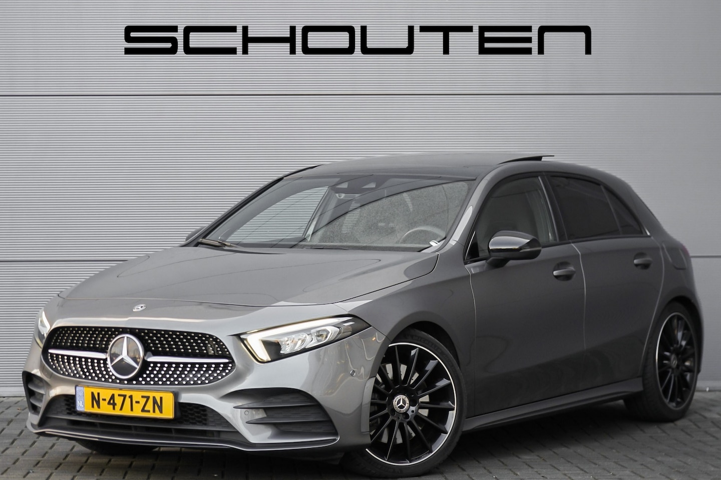 Mercedes-Benz A-klasse - 250 AMG Pano Night Burmester 19" - AutoWereld.nl