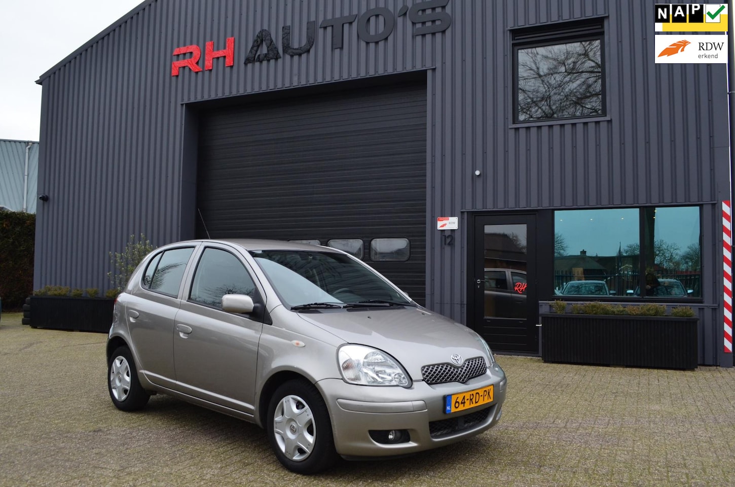 Toyota Yaris - 1.3 VVT-i S-Line | Airco | 5 deurs | Elek pakket - AutoWereld.nl