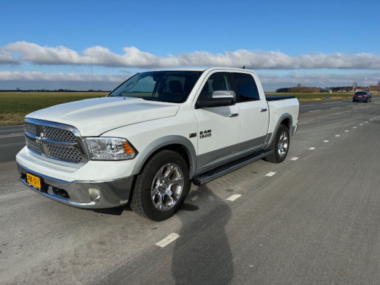 Dodge Ram 1500 - 4x4 luchtvering 200 liter lpg MARGE BTW VRIJ financiering v/ 350 p/m - AutoWereld.nl