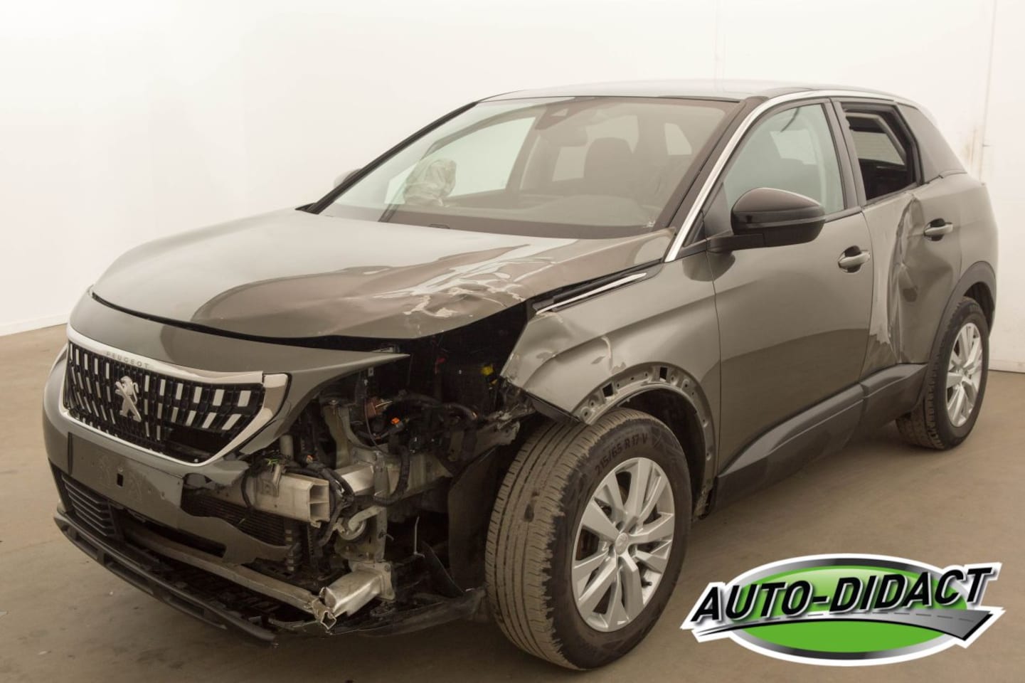 Peugeot 3008 - 1.2 PureTech 138.763 km - AutoWereld.nl