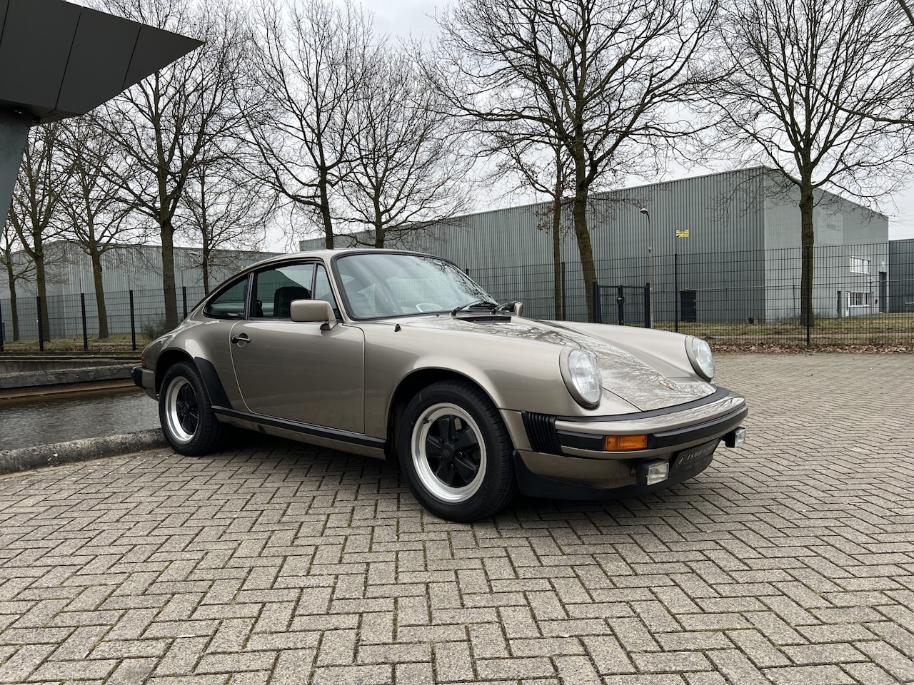 Porsche 911 - 3.0 SC Coupé | Champagnegold | Origineel | 80.000 km. | - AutoWereld.nl