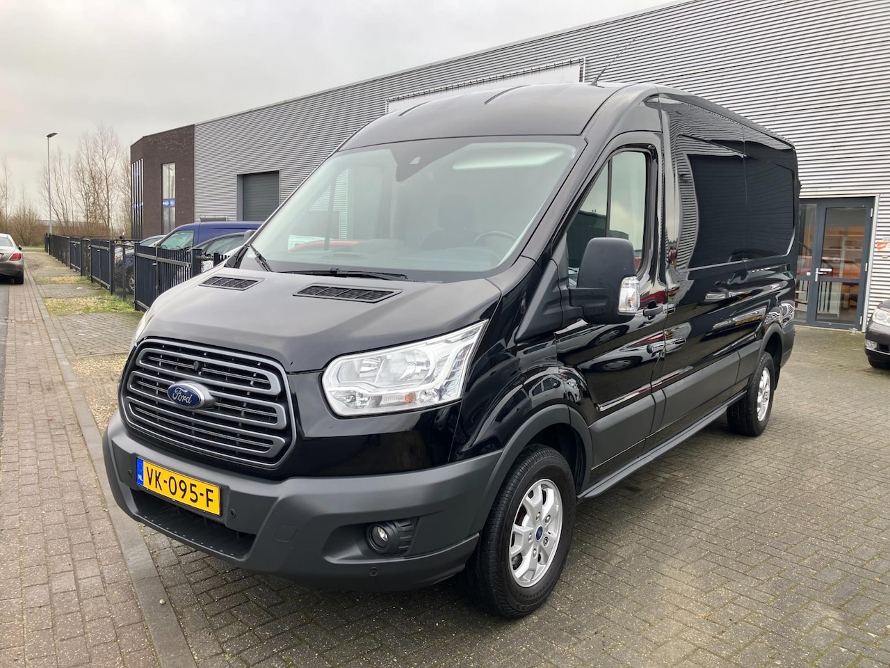 Ford Transit - 350 2.2 TDCI L3H2 Trend 116000KM - AutoWereld.nl