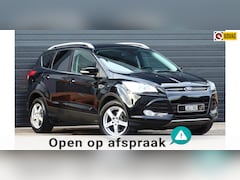 Ford Kuga - 1.6 Titanium Pano/Navi/Clima/Leder/Trekhaak