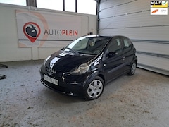 Toyota Aygo - 1.0-12V +