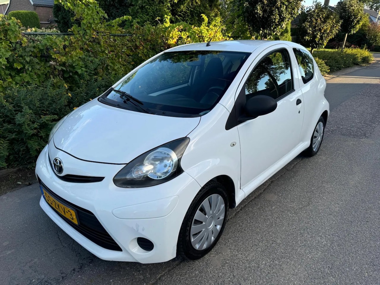 Toyota Aygo - 1.0 VVT-i Access 1.0 VVT-i Access - AutoWereld.nl