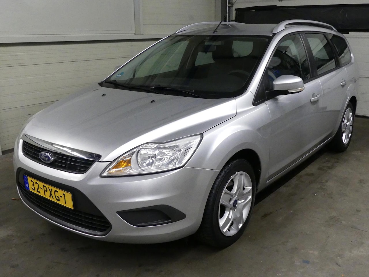 Ford Focus Wagon - 1.6 Trend - Airco - APK 2016 - Trekhaak - AutoWereld.nl