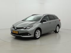 Toyota Auris Touring Sports - 1.8 Hybrid Black Edition | Trekhaak | Navigatie