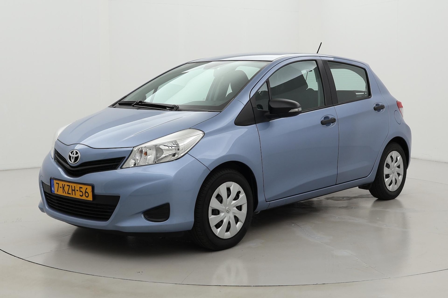 Toyota Yaris - 1.0 VVT-i Comfort | Trekhaak - AutoWereld.nl