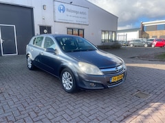 Opel Astra - 1.6 Temptation|5DRS| AIRCO