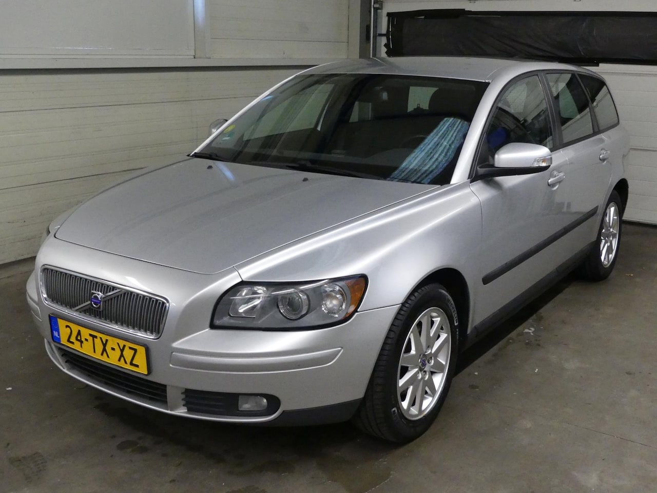 Volvo V50 - 1.8 Edition I - Airco - Keurig Onderhouden - Trekhaak - AutoWereld.nl