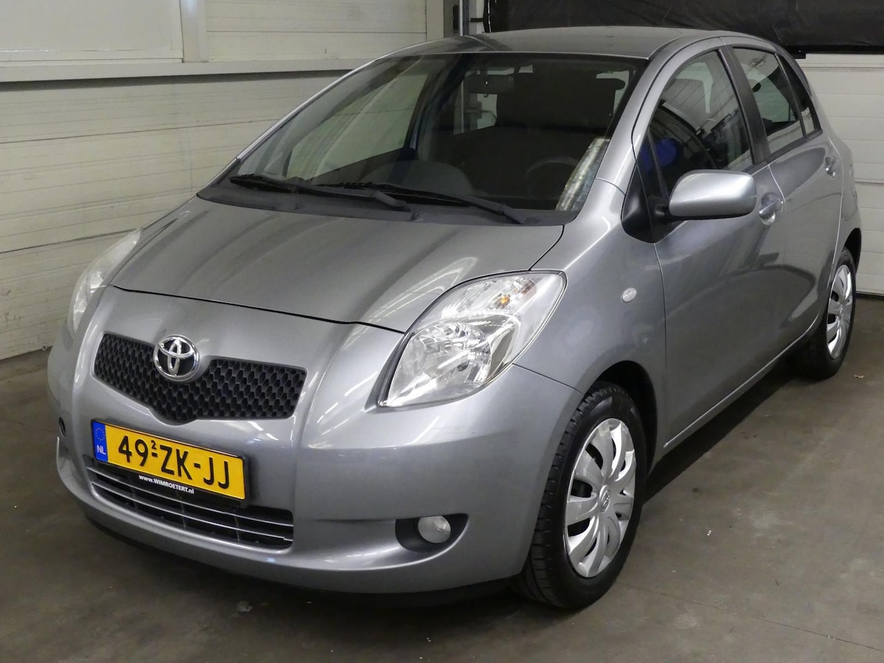 Toyota Yaris - 1.3 VVTi Sol - Airco - 5 deurs - AutoWereld.nl