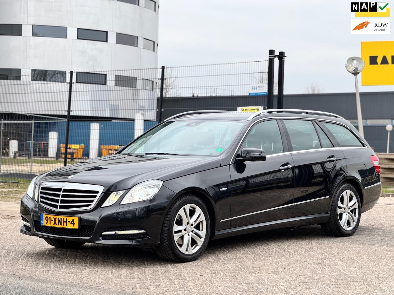 Mercedes-Benz E-klasse Estate - 200 CGI Avantgarde/AUT/XENON/NAVI/PSENSOR/TREKHAAK/HALFLEDER - AutoWereld.nl