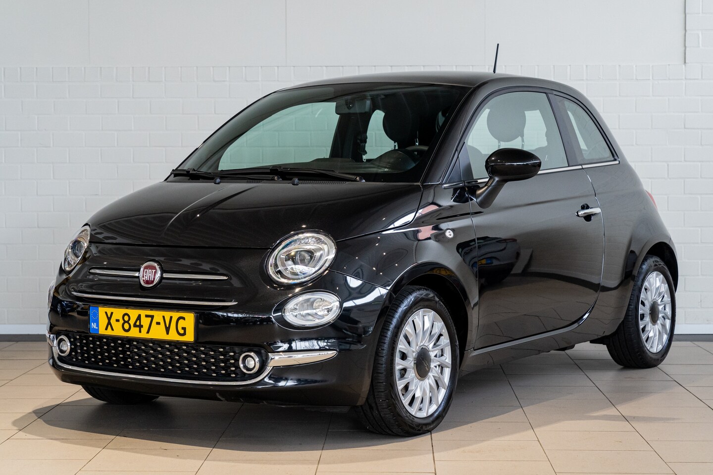 Fiat 500 - 1.0 Hybrid Dolcevita | Apple Carplay & Android Auto | Climate control | Panorama dak | - AutoWereld.nl