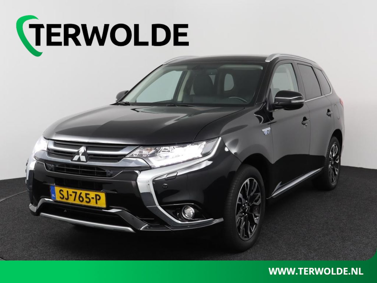 Mitsubishi Outlander - 2.0 PHEV Premium 2.0 PHEV Premium - AutoWereld.nl