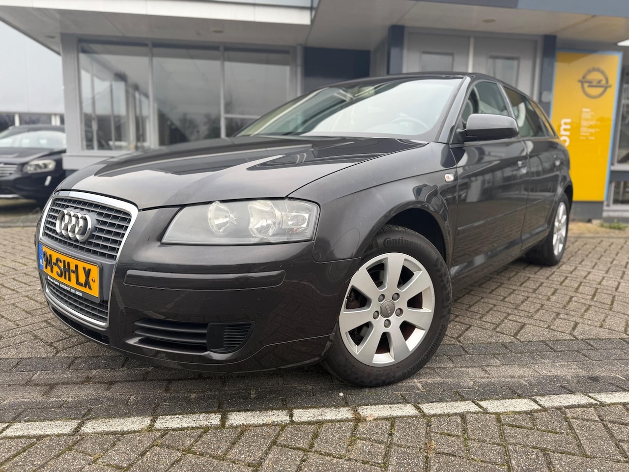 Audi A3 Sportback - 1.6 FSI Ambiente | Clima | Cruise | LMV | 5DRS | Goed onderhouden - AutoWereld.nl