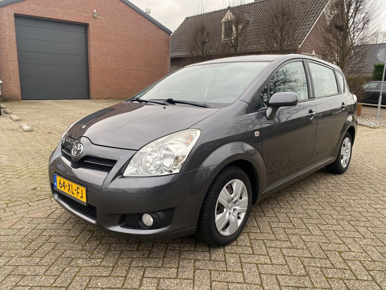 Toyota Verso - 1.6 VVT-i Sol 1.6 VVT-i Sol - AutoWereld.nl