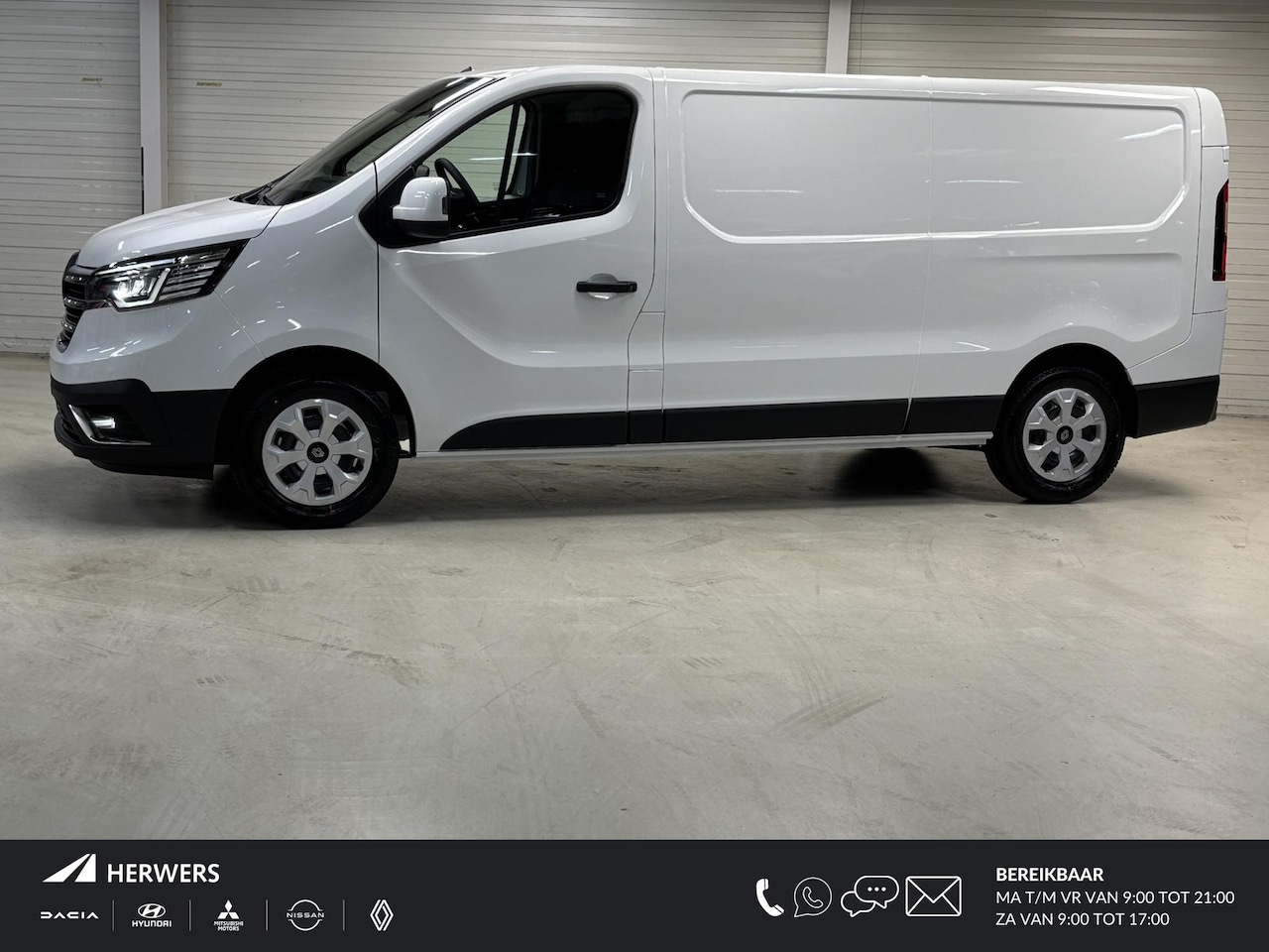 Renault Trafic - 2.0 Blue dCi 130 T30 L2H1 Advance Nieuw Bouwjaar 2024 nog BPM vrij - AutoWereld.nl