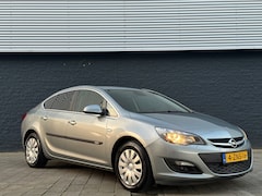 Opel Astra - 1.4 Turbo Design Edition 1ste Eigenaar/NAP/Automaat/Dealer onderhouden