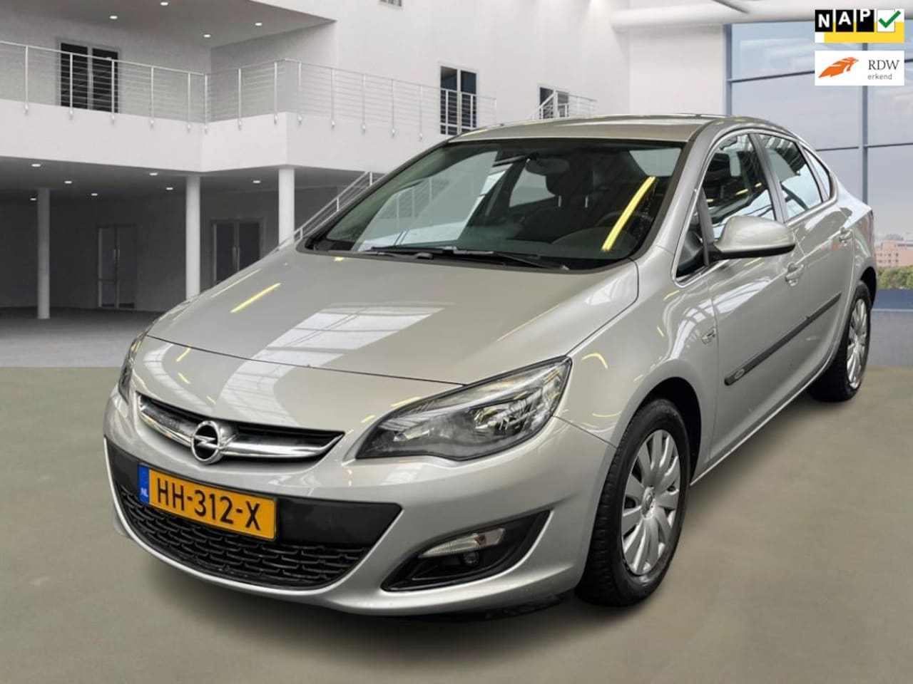 Opel Astra - 1.4 Turbo Edition // NL PRIJS 10599 - AutoWereld.nl