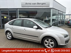 Ford Focus - 1.6-16V Futura, airco, cruisecontrol, nette auto, top onderhouden