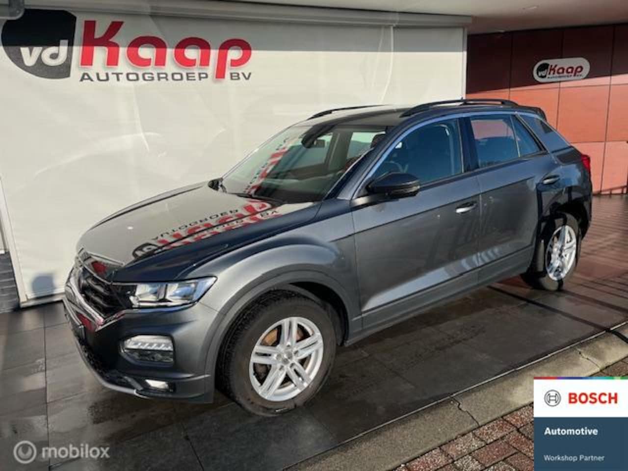 Volkswagen T-Roc - 1.0 TSI Style STUUR EN STOELVERW, ETC - AutoWereld.nl