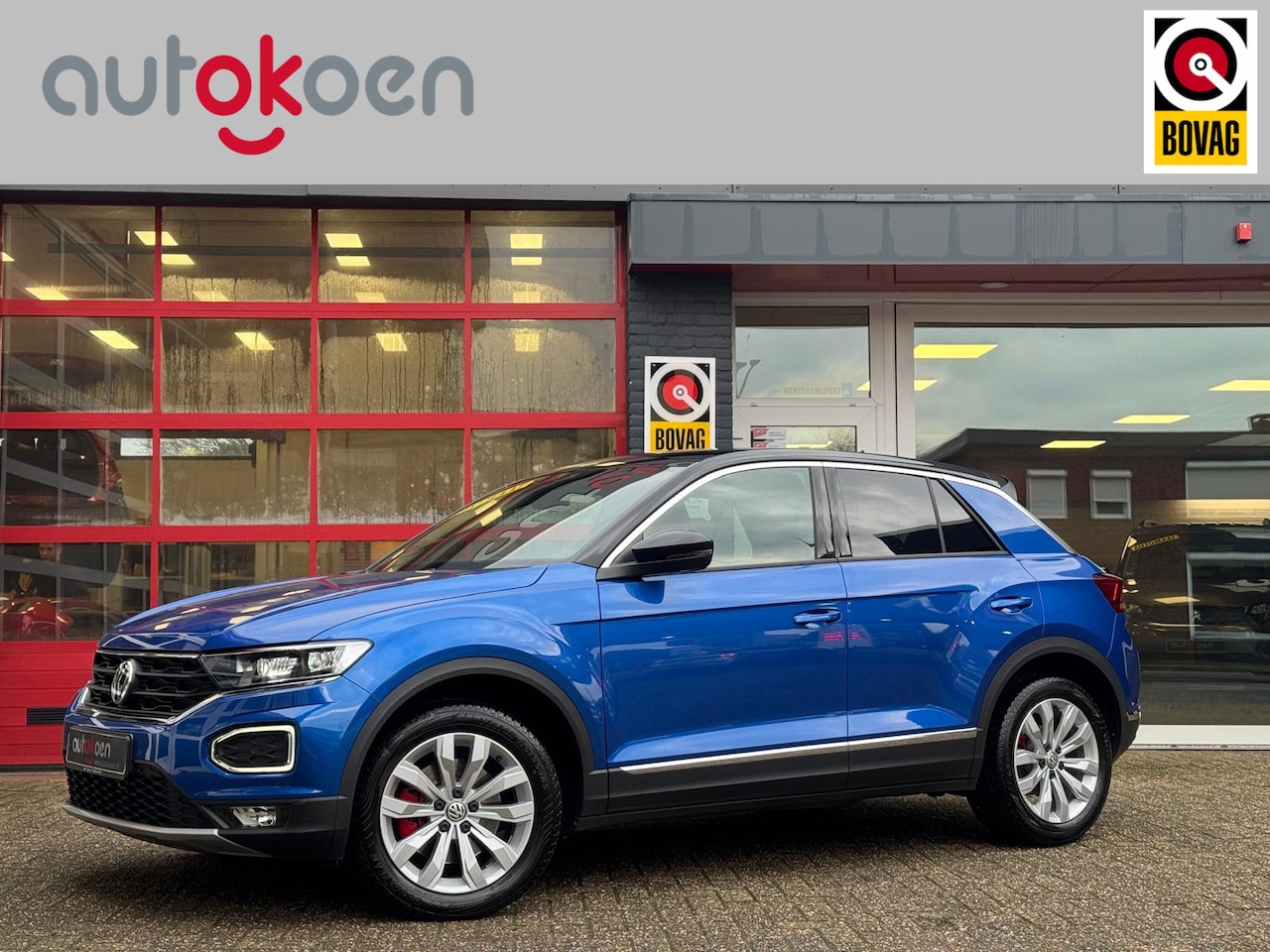 Volkswagen T-Roc - 1.5 TSI Sport *AUTOMAAT/TREKHAAK/NAVI/ACC* - AutoWereld.nl