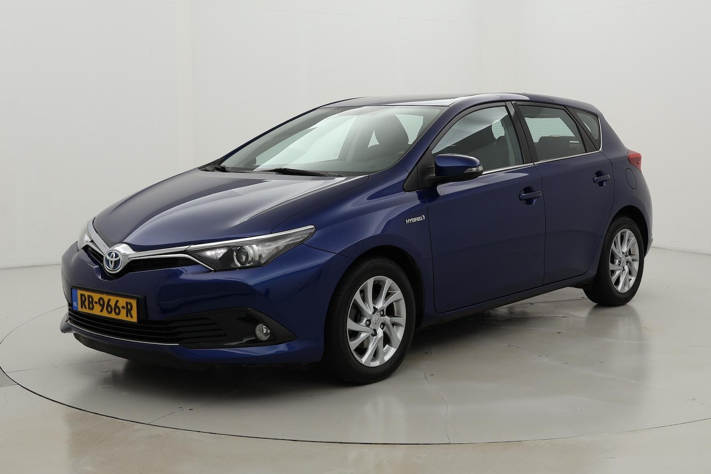 Toyota Auris - 1.8 Hybrid Aspiration | Navigatie - AutoWereld.nl