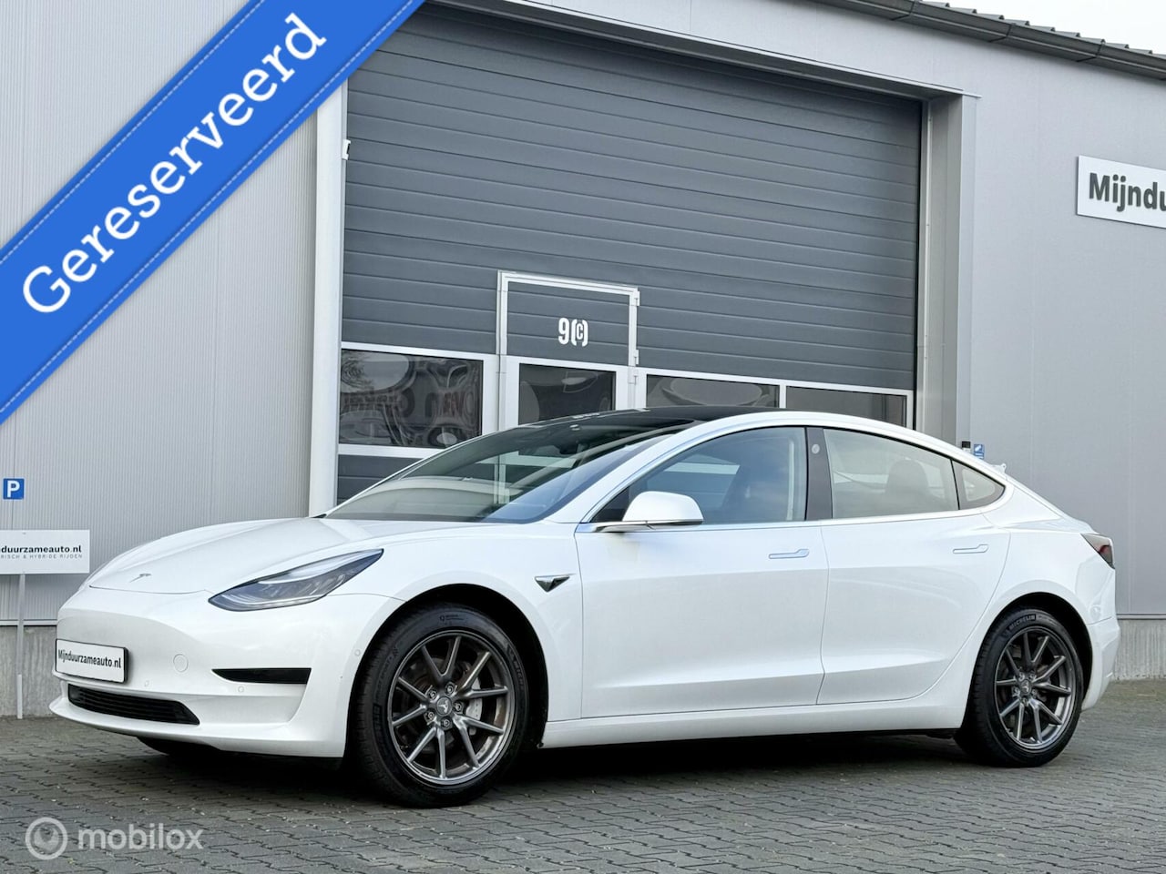 Tesla Model 3 - Standard Range Plus 60 kWh - trekhaak - 1e eig - AutoWereld.nl