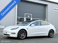 Tesla Model 3 - Standard Range Plus 60 kWh - trekhaak - 1e eig