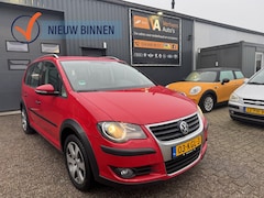 Volkswagen Touran - 1.4 TSI Cross