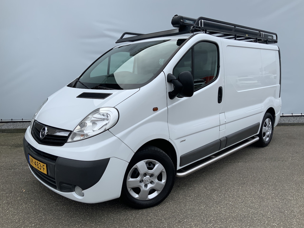 Opel Vivaro - 2.0 CDTI L1H1 Airco Navi 3 Zits Trekhaak 2000 kg Imperiaal Side Bar Euro 5 - AutoWereld.nl