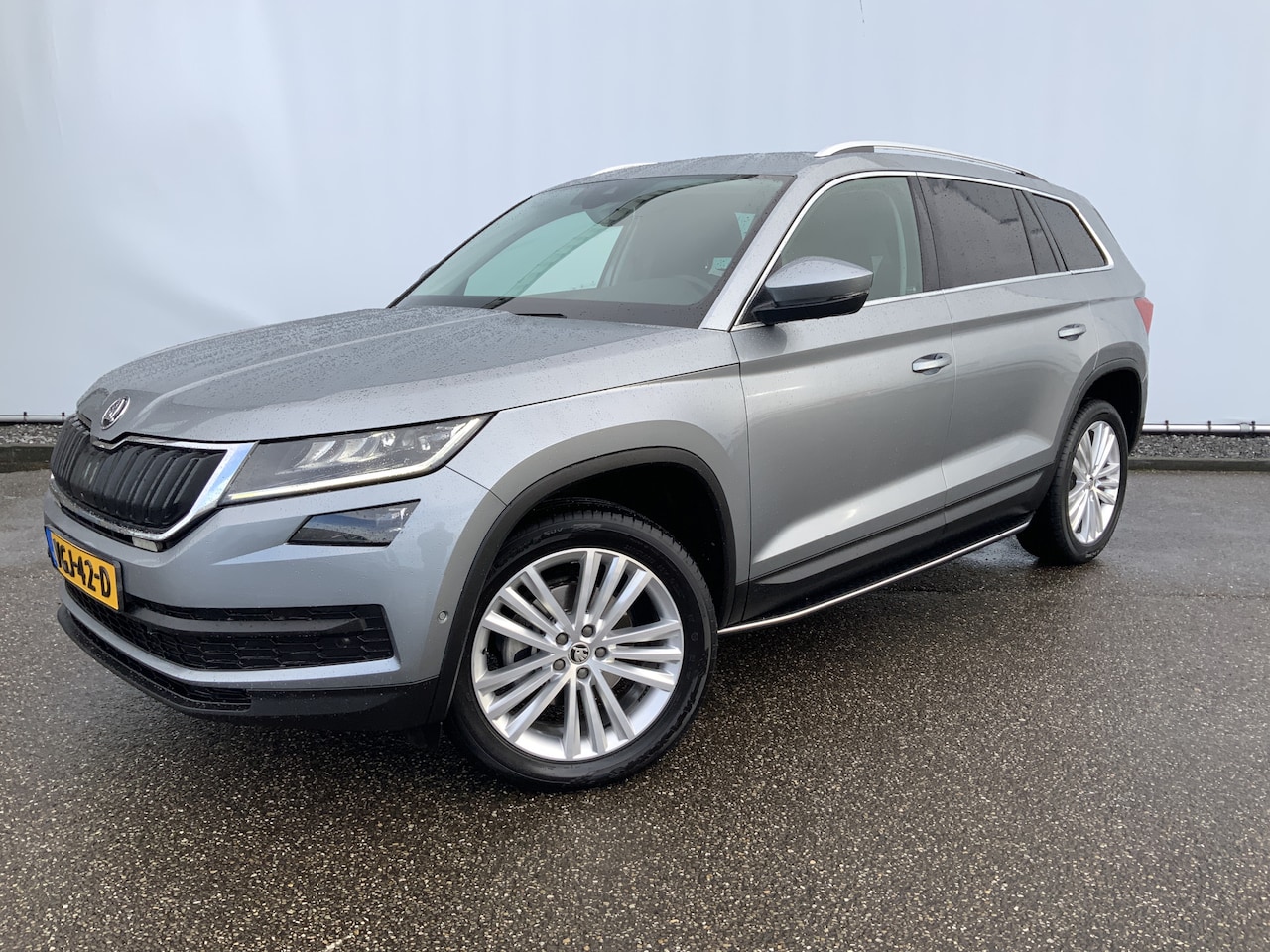 Skoda Kodiaq - Grijs Kenteken Airco Cruise Navi Camera Trekhaak 2000 kg Euro 6 (Automaat) - AutoWereld.nl