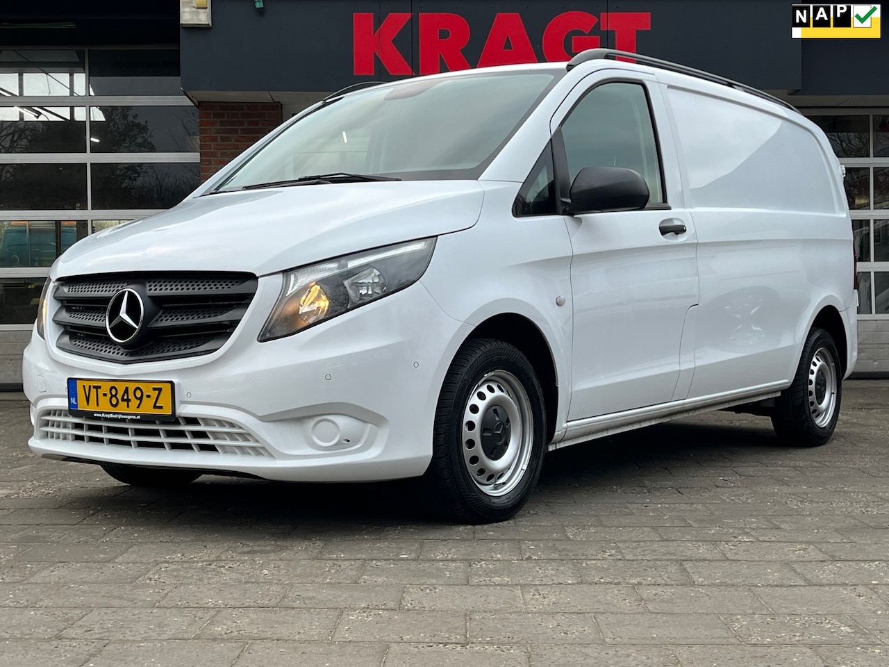 Mercedes-Benz Vito - 109 CDI Functional Lang|NAP|airconditioning|cruise control|parkeersensoren|trekhaak|blueto - AutoWereld.nl