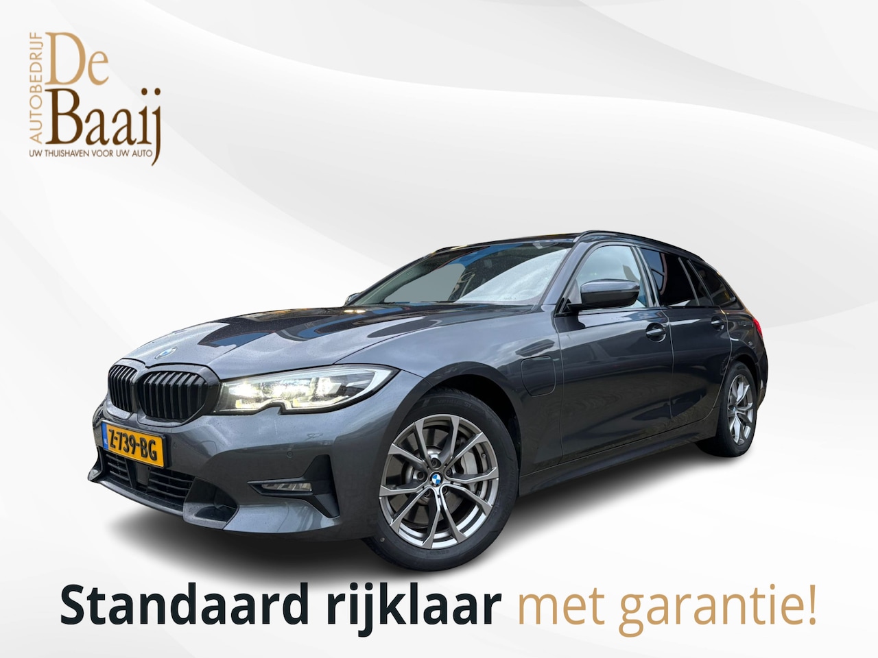 BMW 3-serie Touring - 330e | Plug-in | Pano | Trekhaak | Half leer - AutoWereld.nl