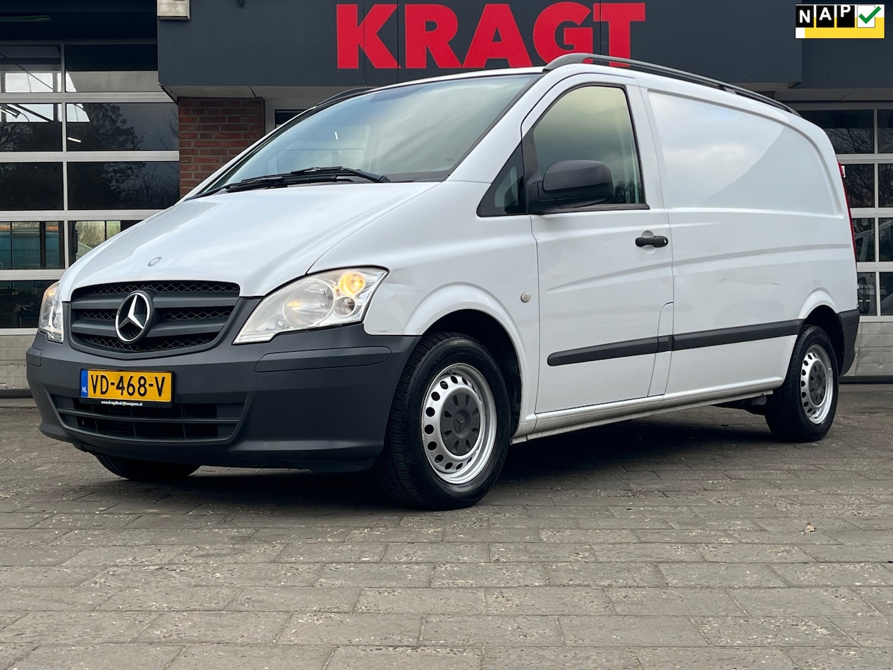 Mercedes-Benz Vito - 110 CDI 320 Lang|NAP|airconditioning|cruise control|trekhaak|bluetooth|elektrisch pakket|r - AutoWereld.nl